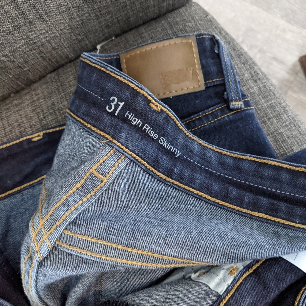 12M Levi high waisted skinny jeans indigo